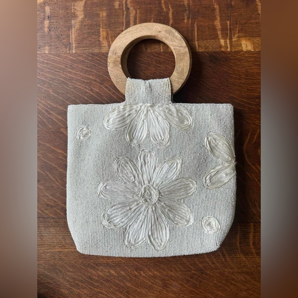 Vintage Style Beaded Handbag Purse with Wooden Handle